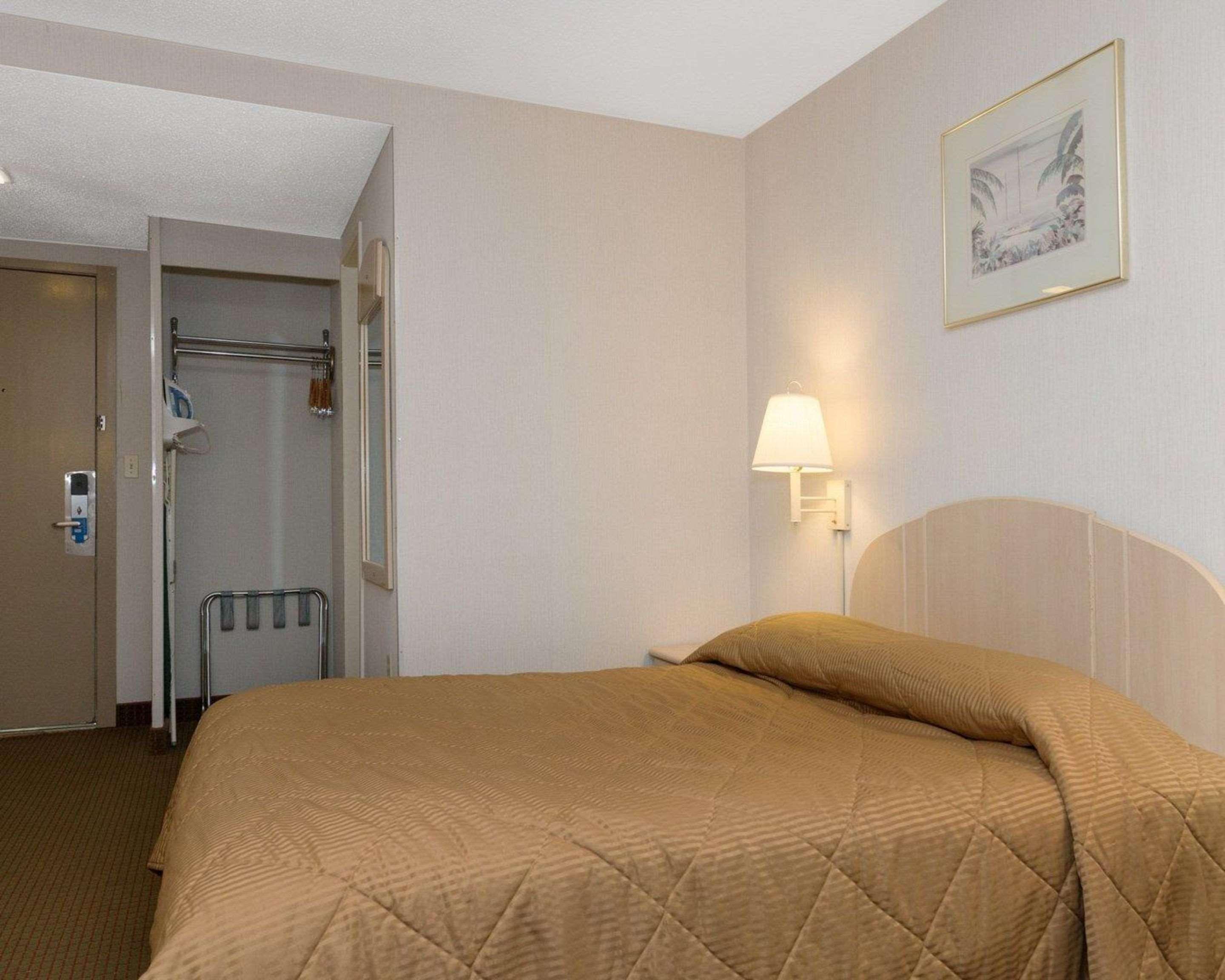 Rodeway Inn Annapolis Exteriör bild