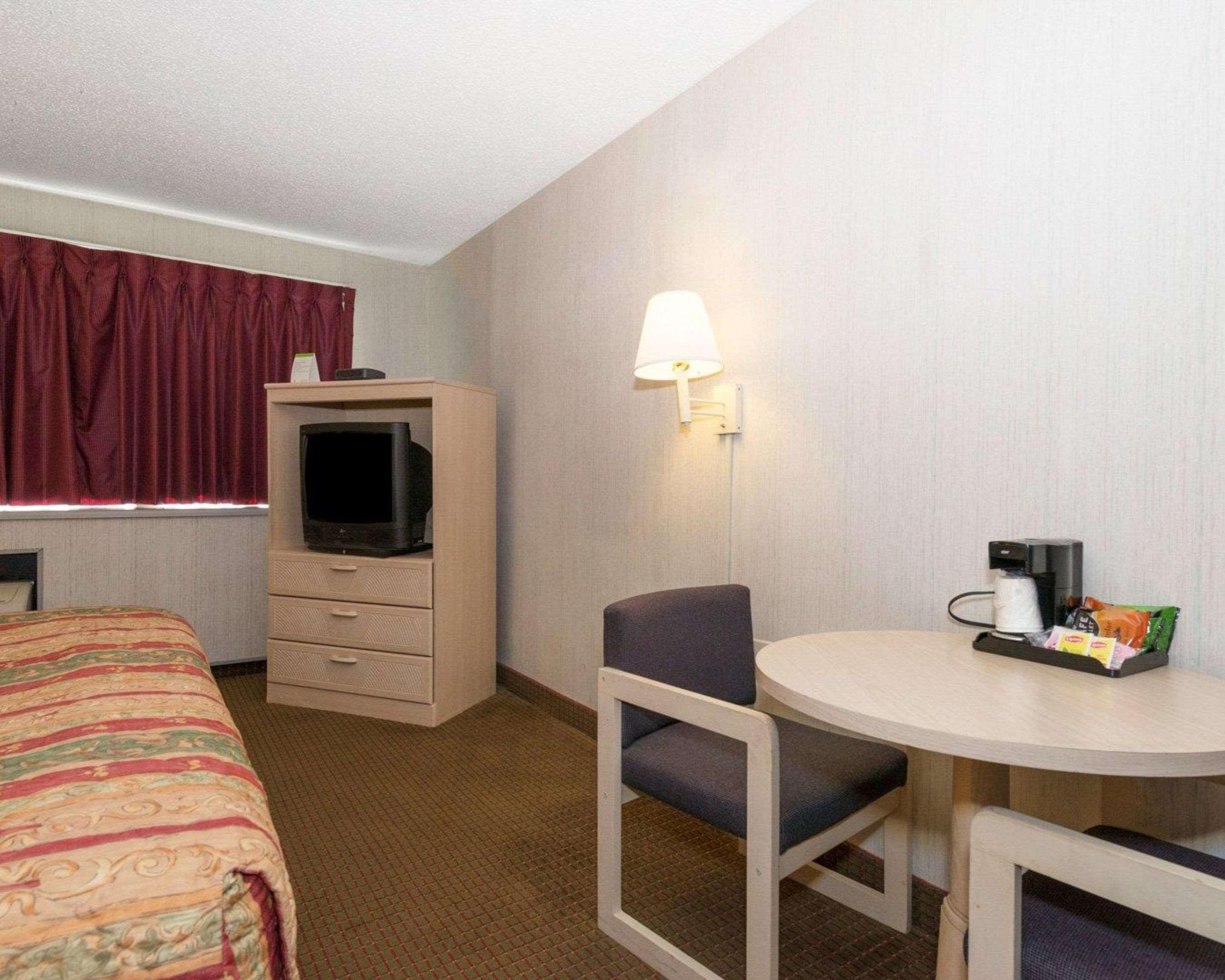 Rodeway Inn Annapolis Exteriör bild