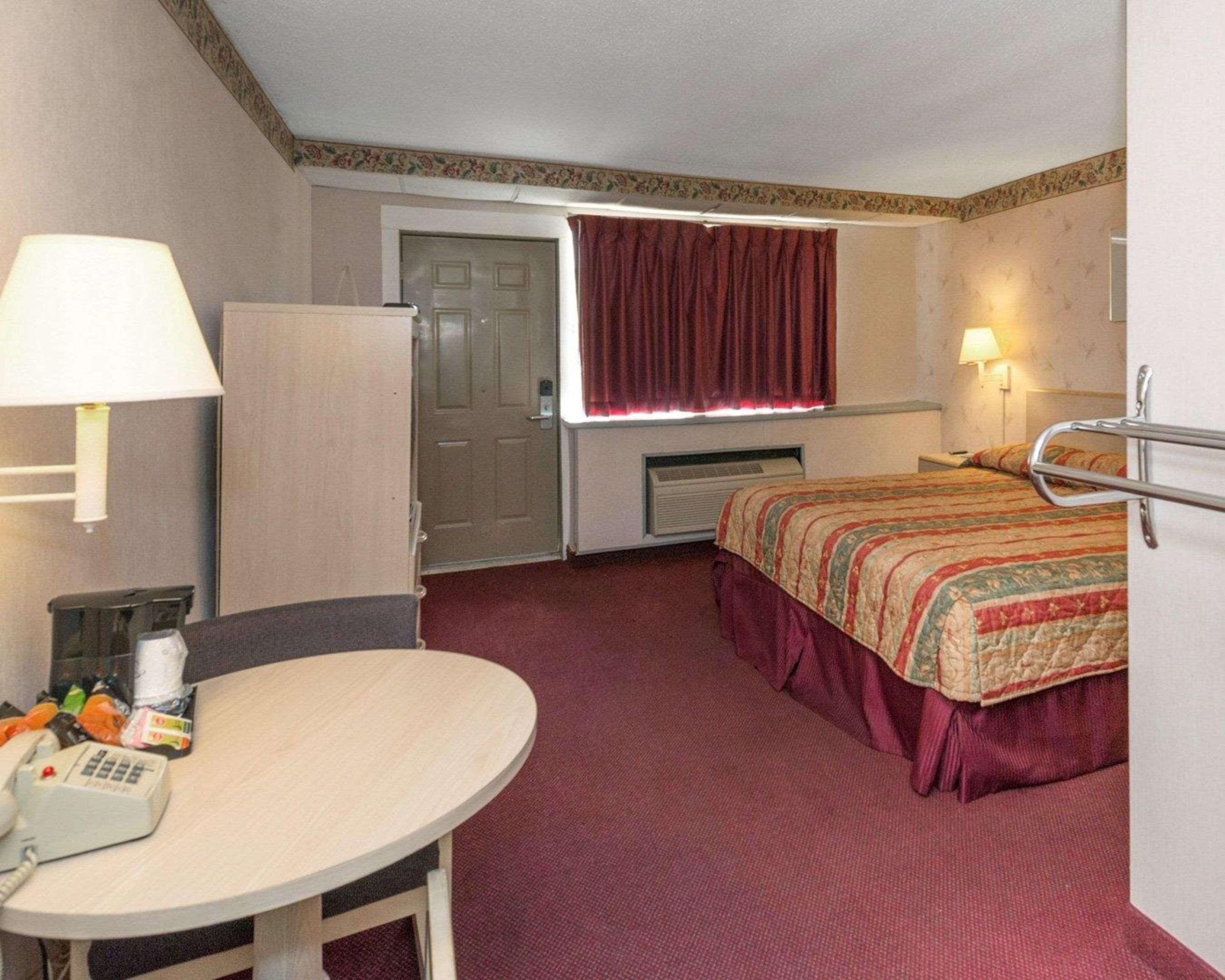 Rodeway Inn Annapolis Exteriör bild